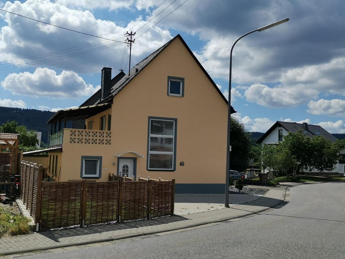 Ferienhaus Clarissa Allenbach ภายนอก รูปภาพ